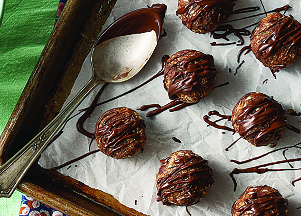 No-Bake Chocolate Coconut Balls